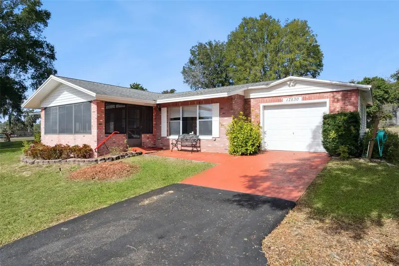 17530 County Road 455, FL