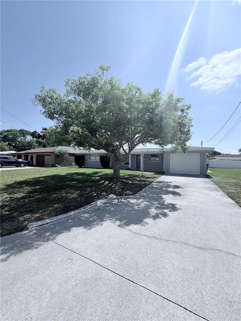3219 Cambridge Dr, FL