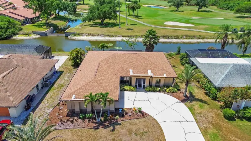 816 S Gondola Dr, FL