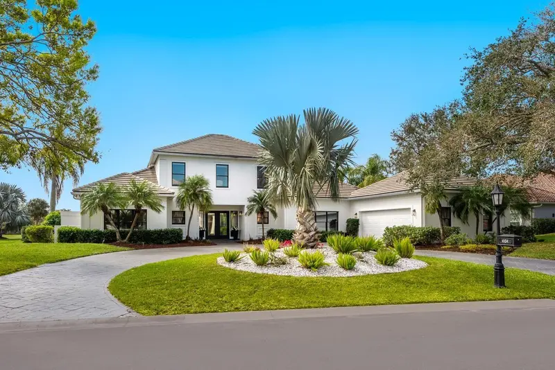 4104 Las Palmas Way, FL