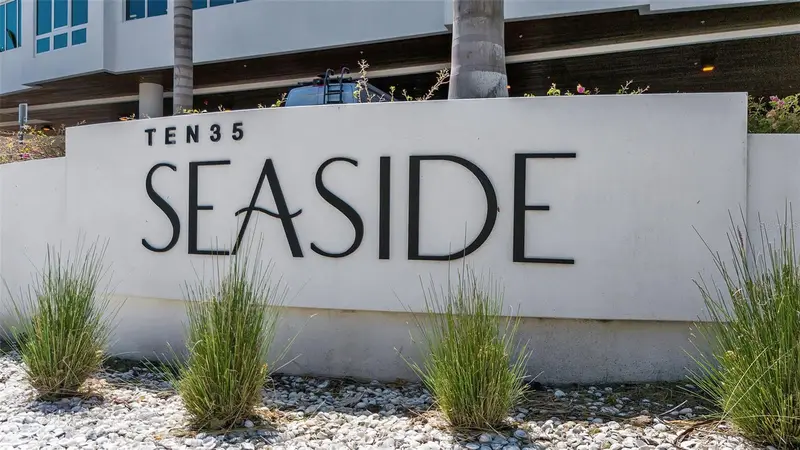 1035 Seaside Dr #308, FL