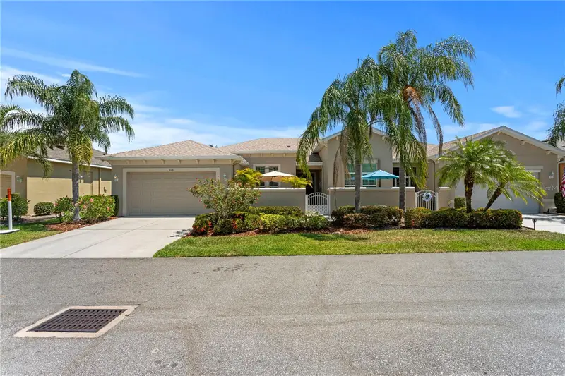 2119 Sifield Greens Way, FL