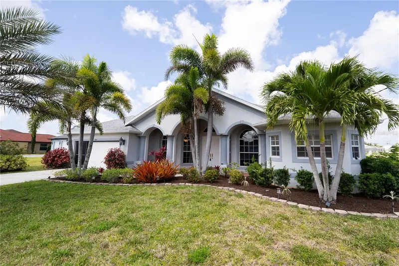888 Boundary Blvd, FL