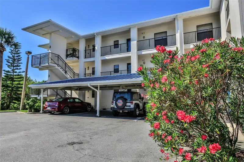 2700 N Peninsula Ave #211, FL