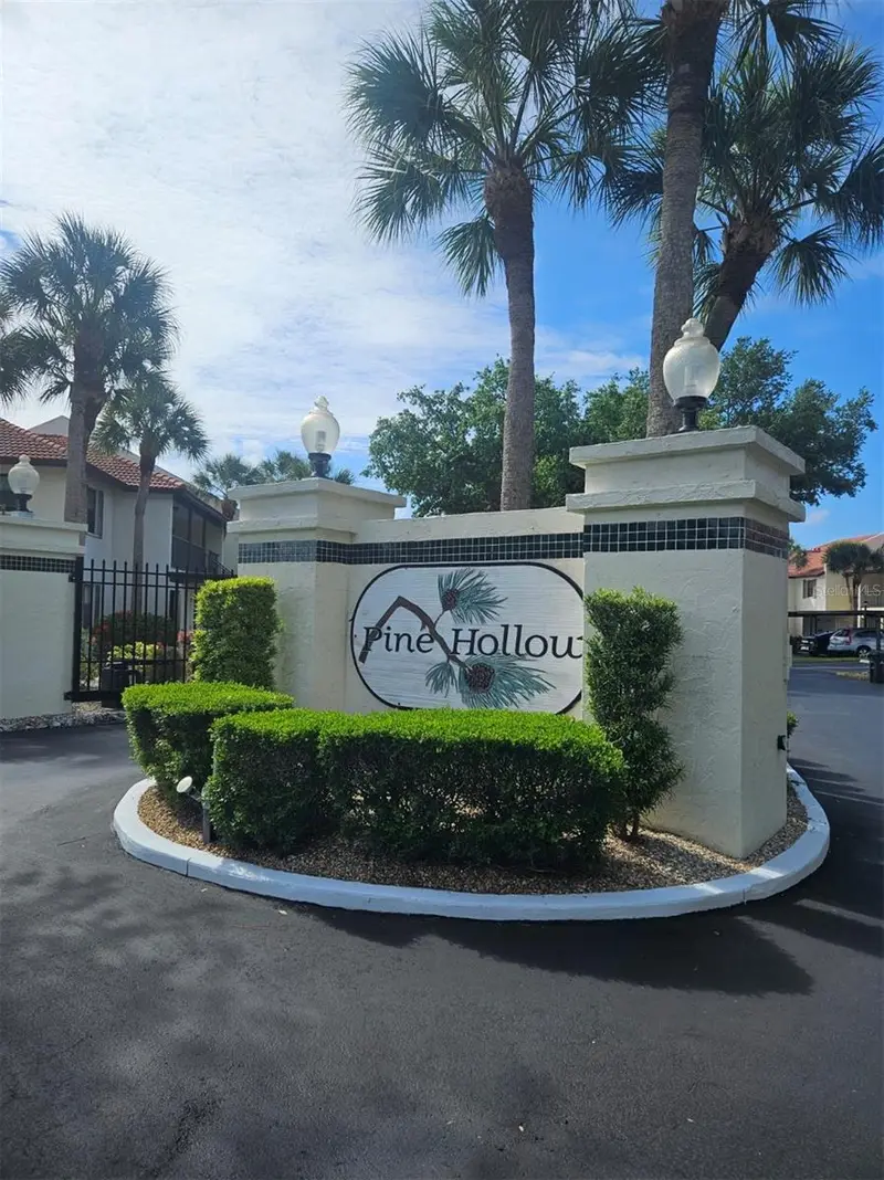 307 Pine Hollow Cir #307, FL