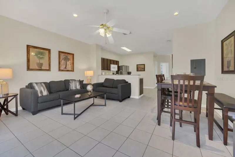 2545 Renshaw St, FL