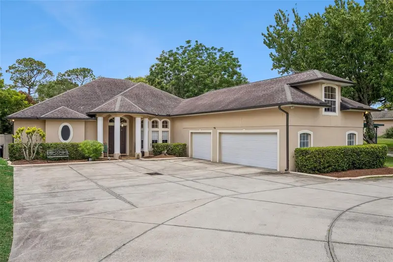 1054 Crystal Bowl Cir, FL