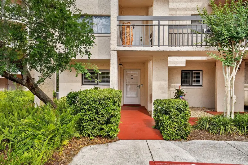1166 Carmel Cir #100, FL