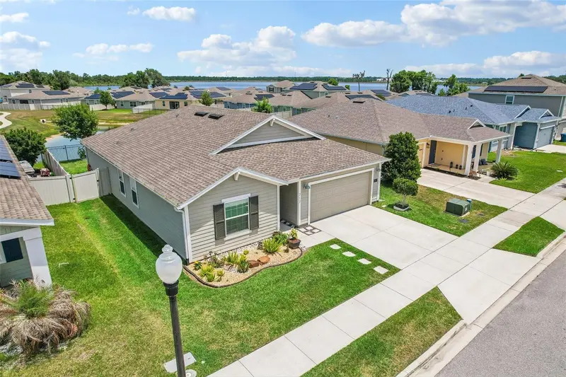 717 Simone Ct, FL