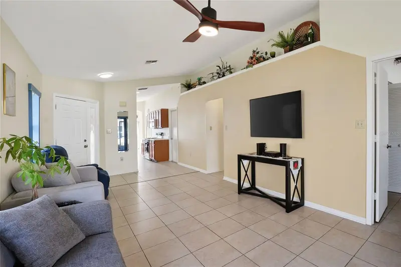 6264 Peacock Run, FL