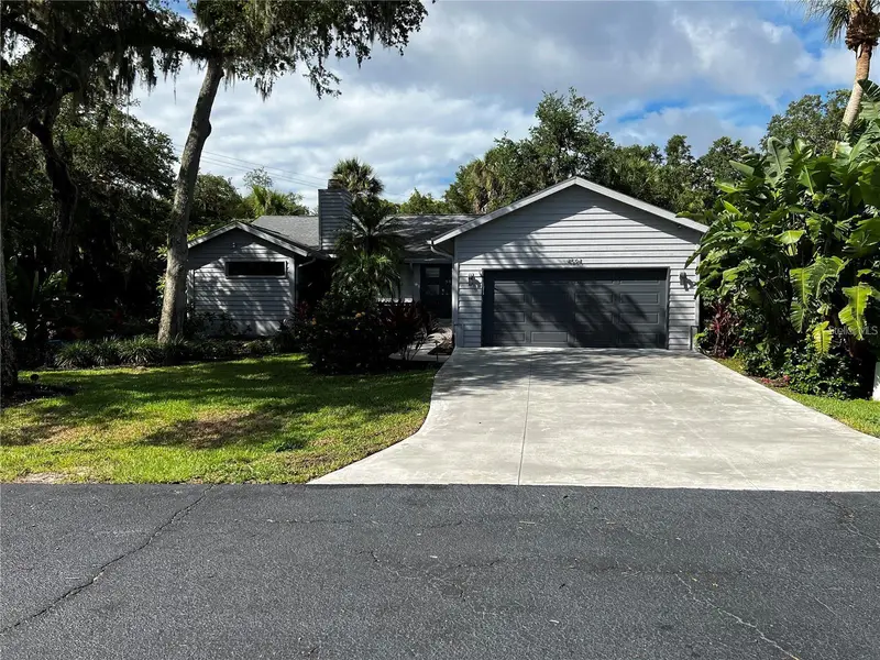 4594 Trails Dr, FL