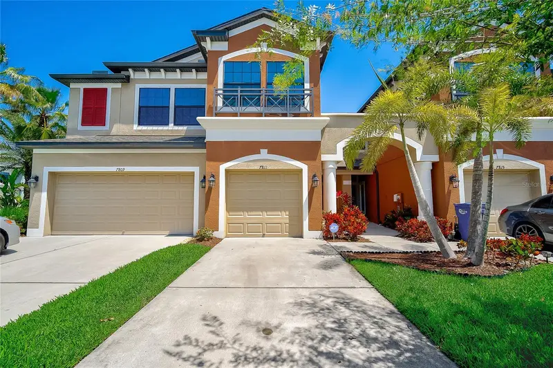 7811 52nd Ter E, FL