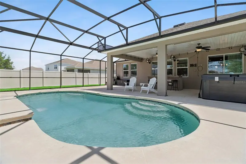 3951 Wind Dancer Cir, FL
