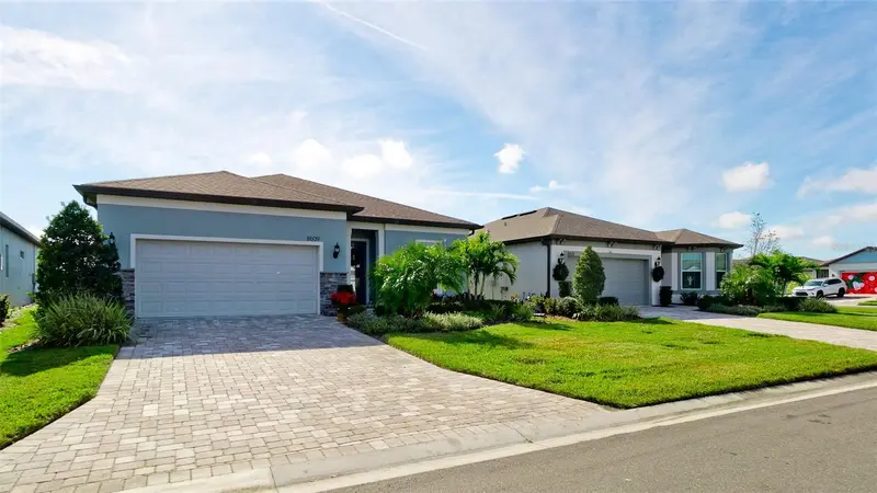 8609 Seascape Cv, FL