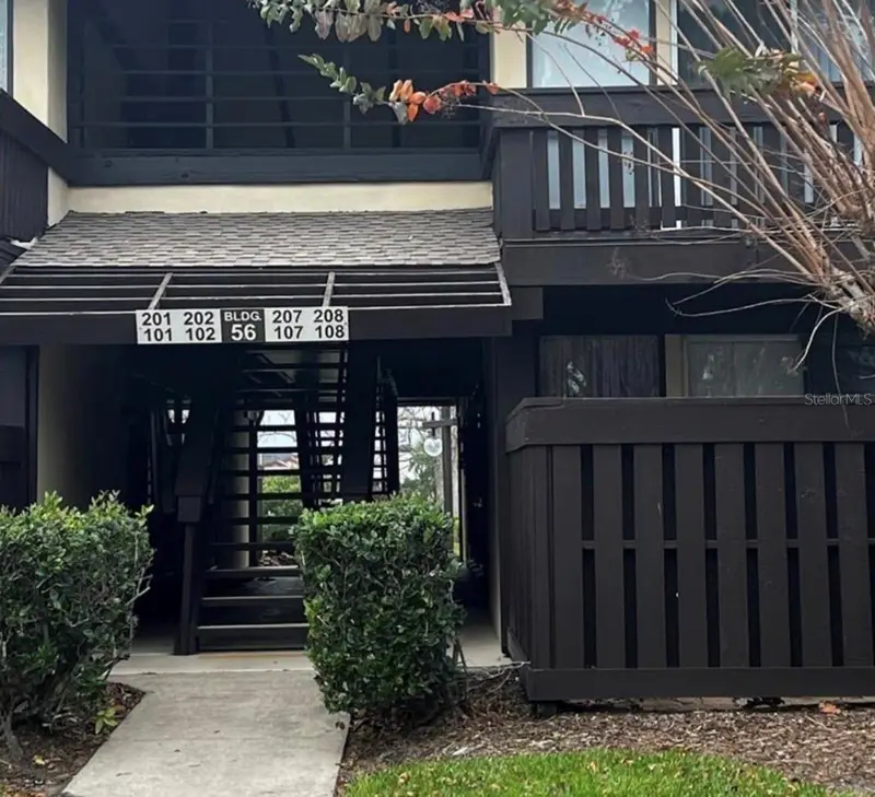 56 Club House Dr #107, FL