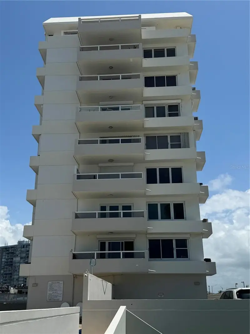 4939 Isla Verde Ave. #601, PR