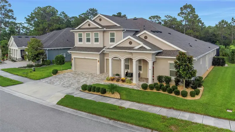 4042 Woodland Retreat Blvd, FL