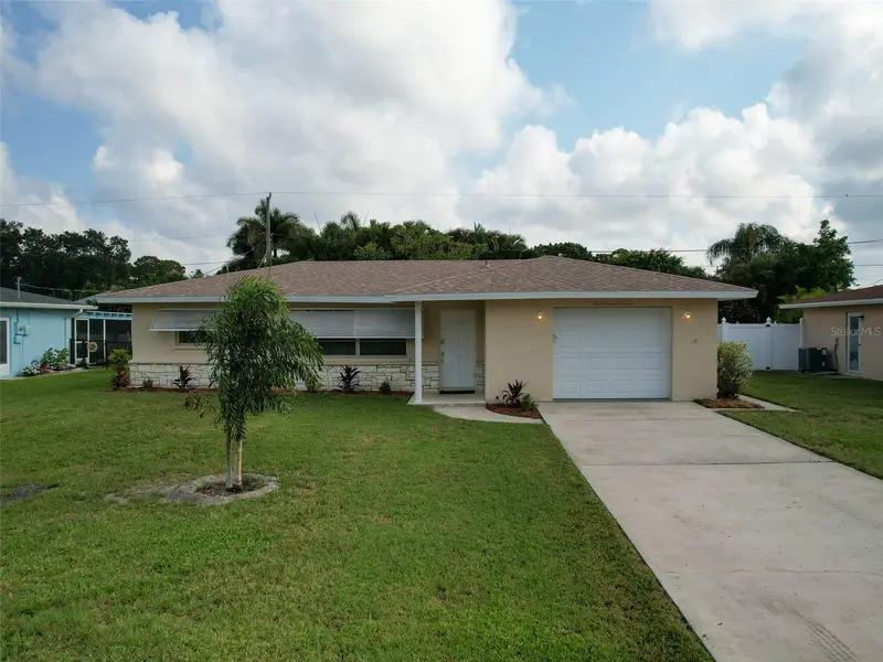 916 Gillespie St, FL