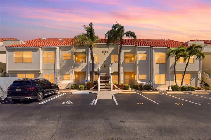 6151 Bahia Del Mar Blvd #123, FL