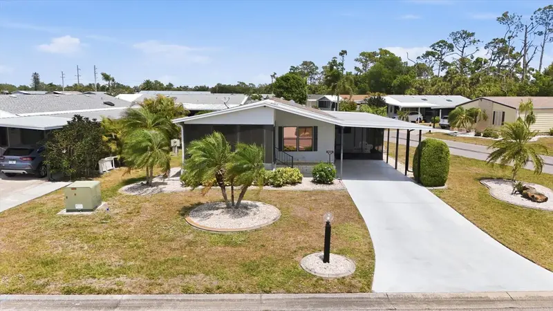 803 Tangerine Woods Blvd, FL