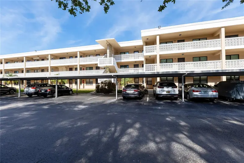 5080 Locust St Ne #322, FL