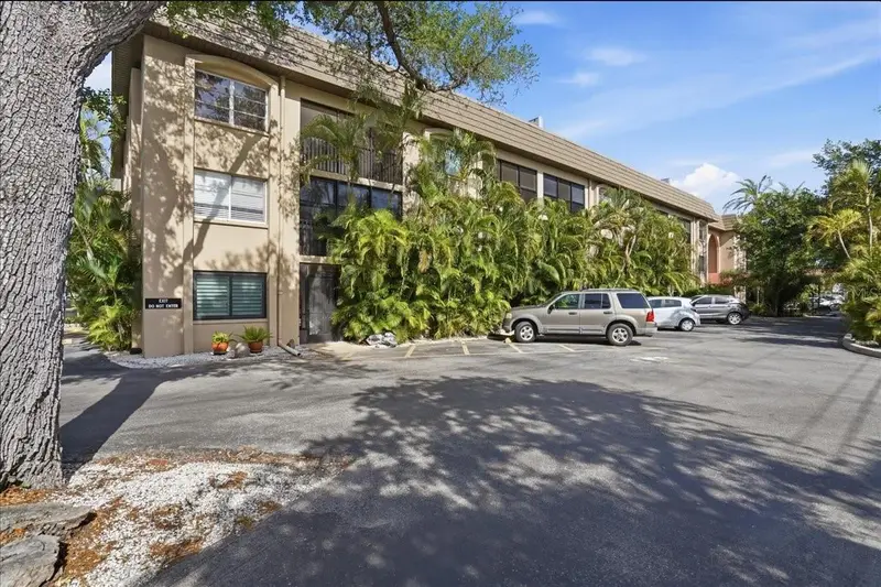 3700 S Osprey Ave #115, FL