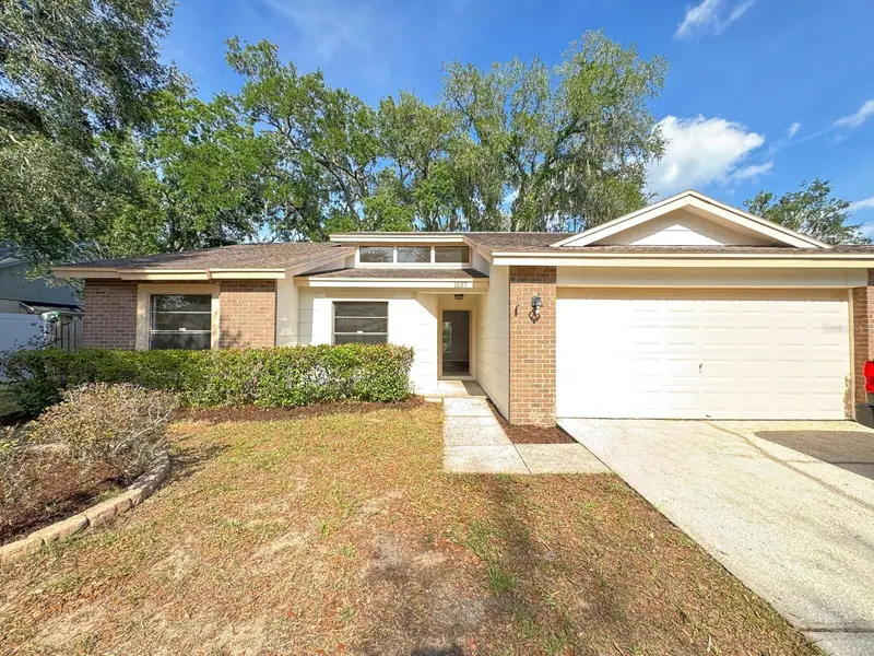 1557 Long Pond Dr, FL