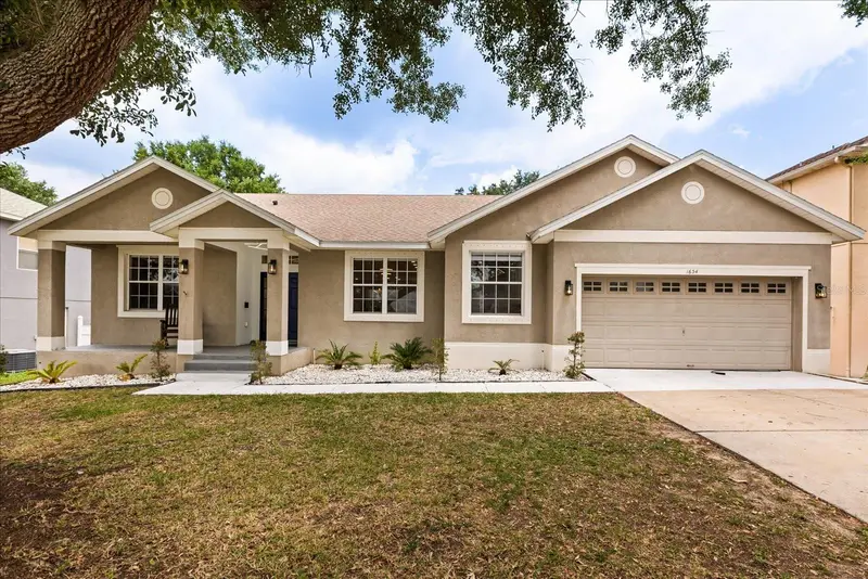 1634 Presidio Dr, FL