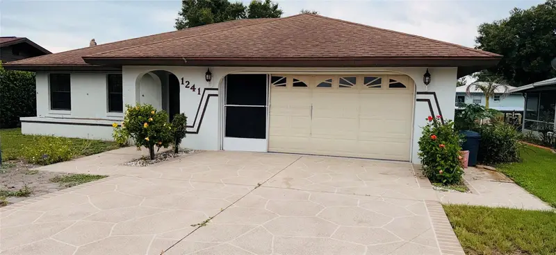 1241 Shamrock Dr, FL