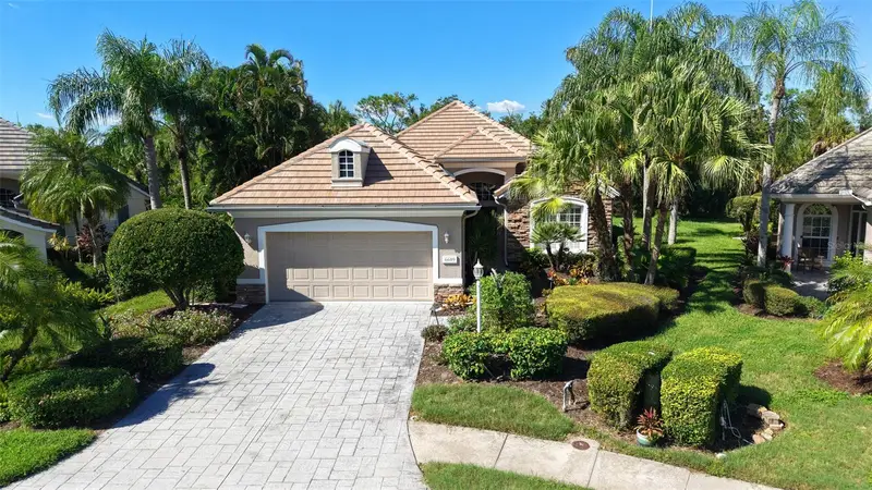6609 Pebble Beach Way, FL
