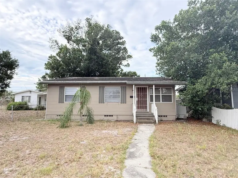1650 30th Ave N, FL