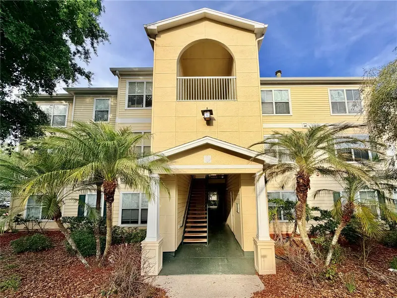 18111 Bridle Bit Ln, FL