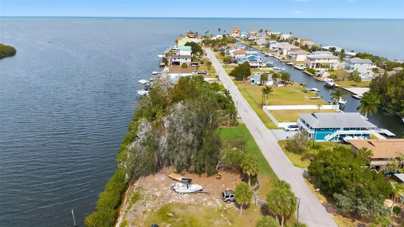6646 Seaview Blvd, FL