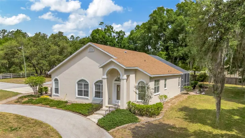 35745 Old Clinton Ave, FL