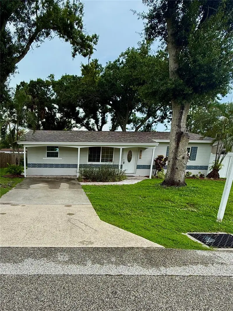 5731 66th Ave N, FL