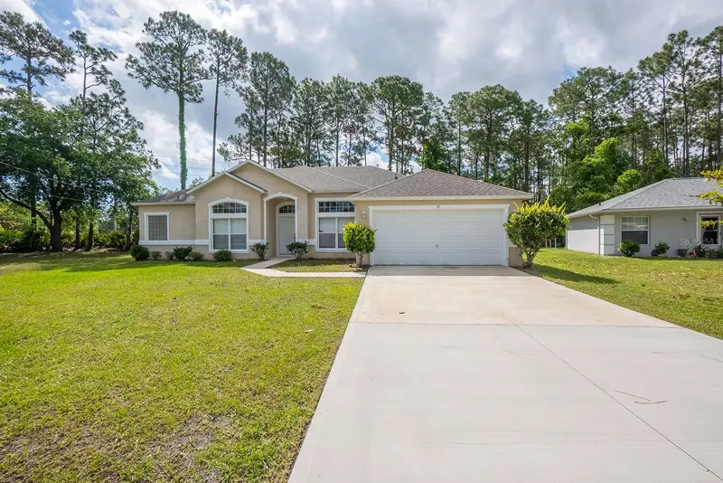 27 Red Clover Ln, FL