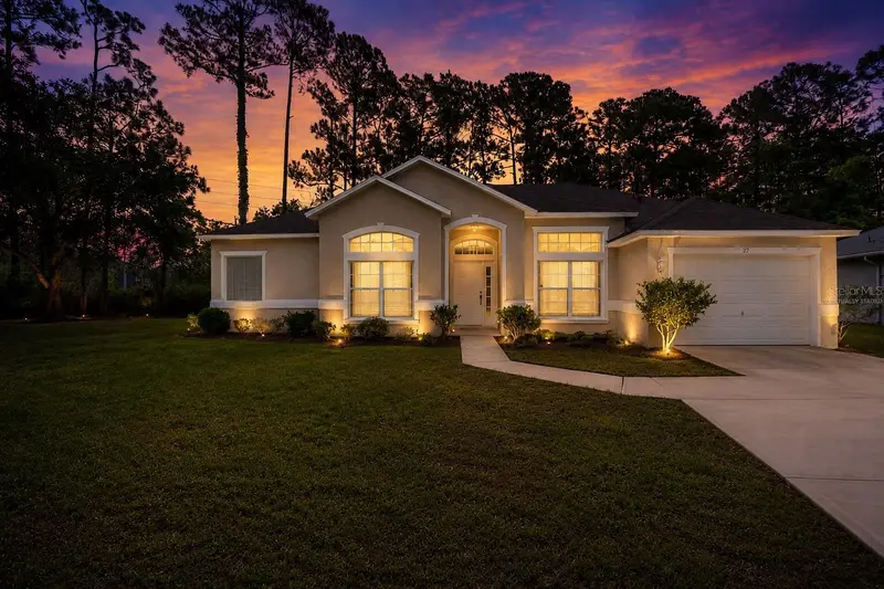 27 Red Clover Ln, FL