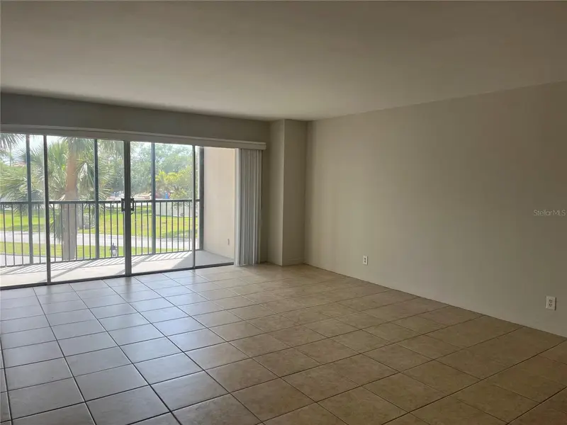 10355 Paradise Blvd #113, FL
