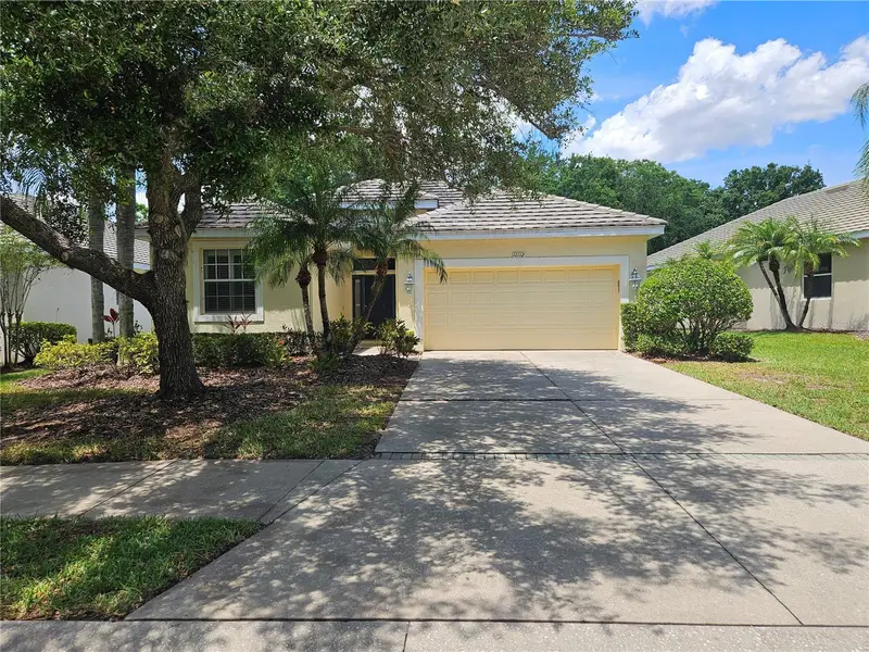 12112 Maple Ridge Dr, FL
