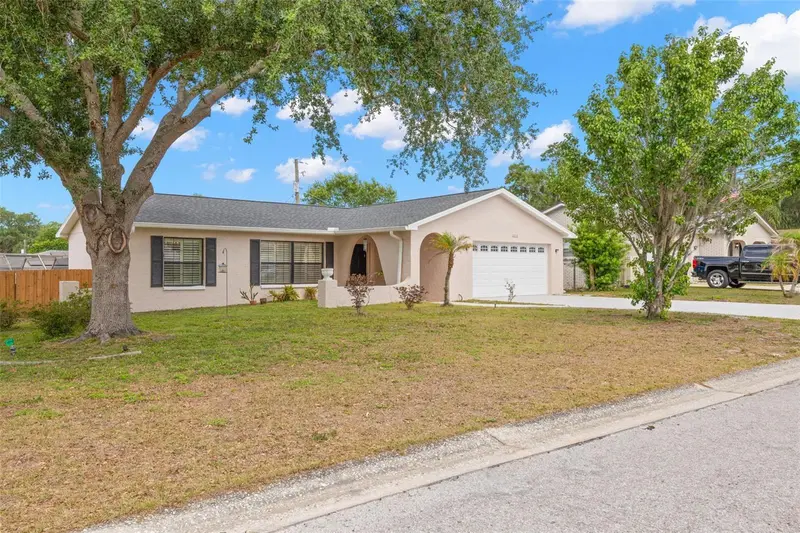 2218 Tanglewood Way, FL