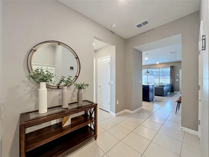 616 Jasmine Ln, FL