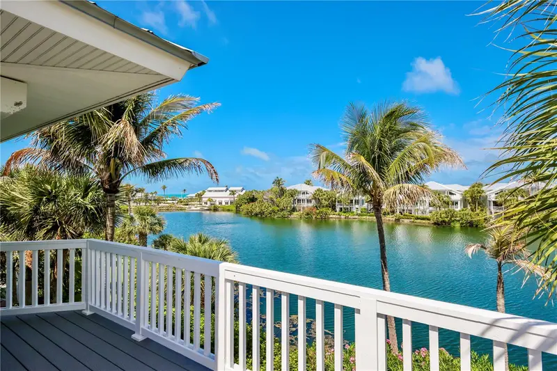 760 Seaboard Line Ln, FL