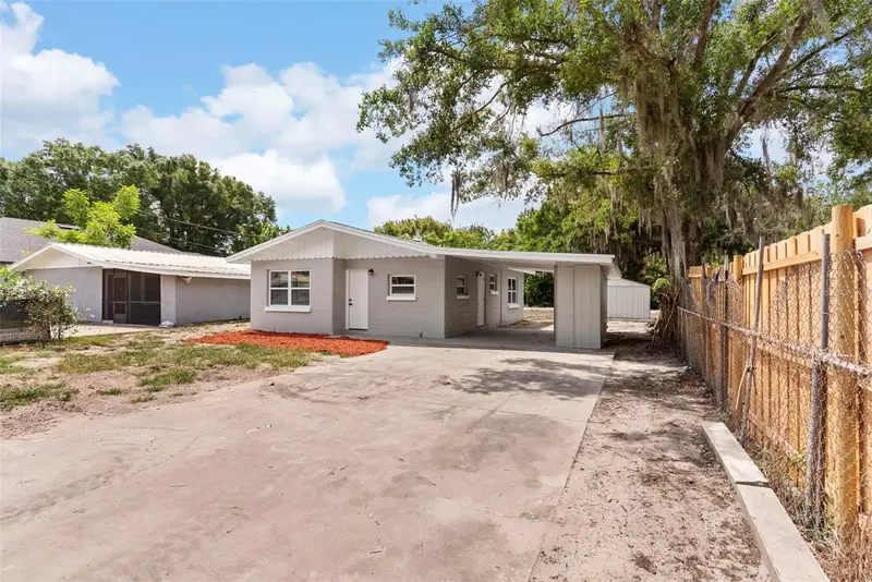 2826 Avenue Q Nw, FL