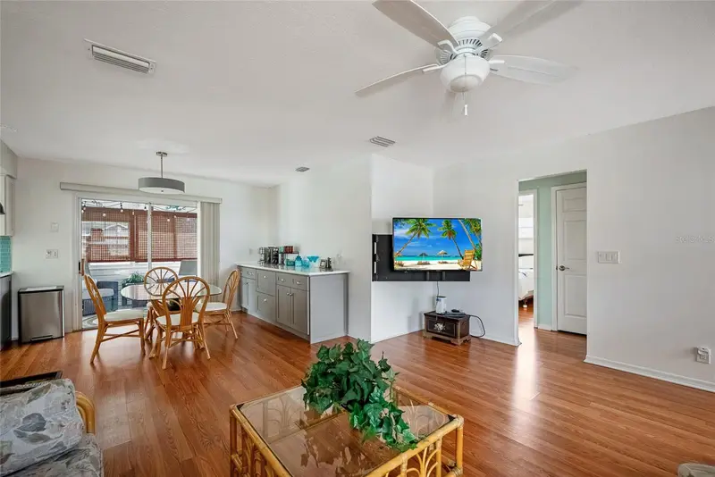 3380 Nw 44th Ct, FL