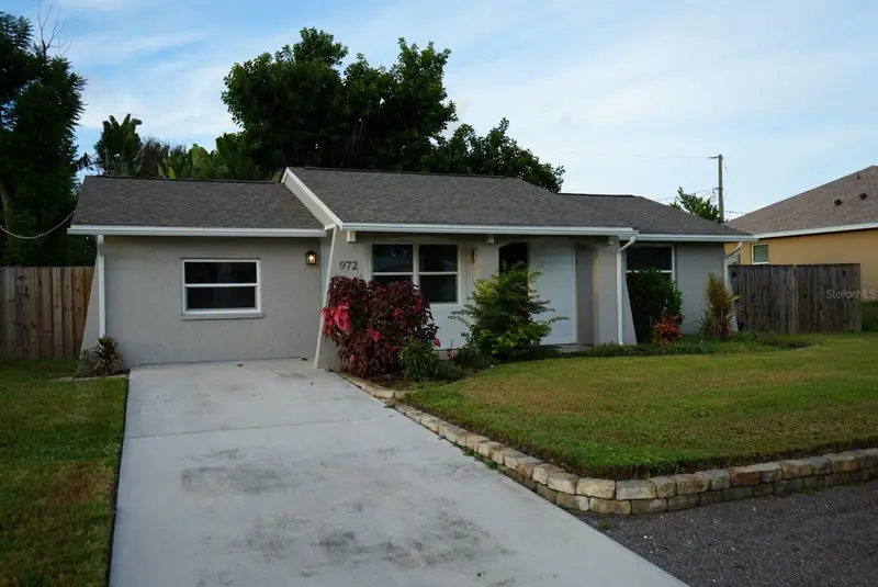 972 Ponderosa Rd, FL
