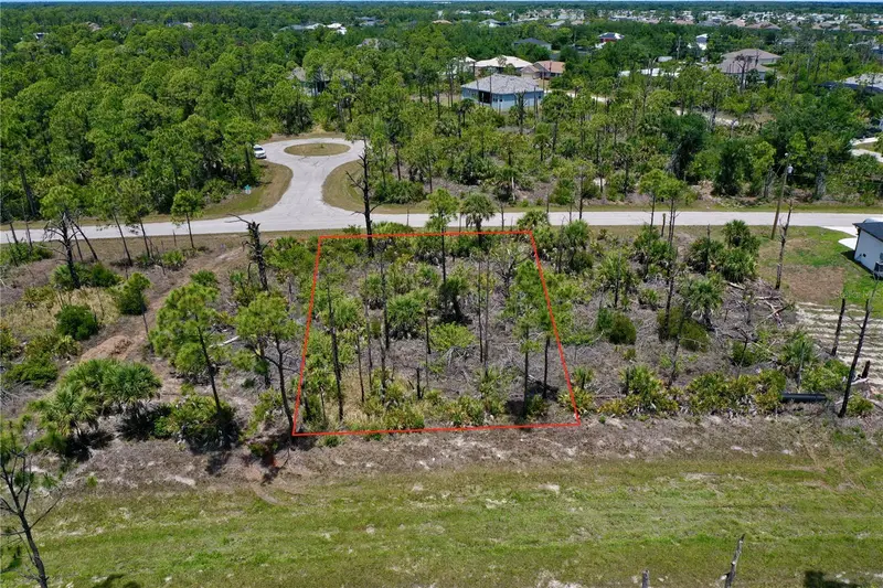 8228 Leafy Way, FL