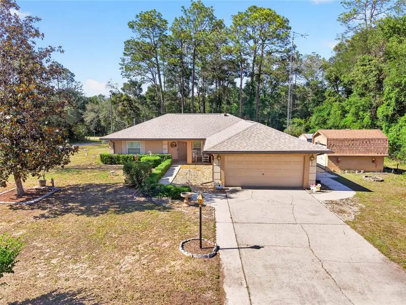 10936 N Airway Loop, FL