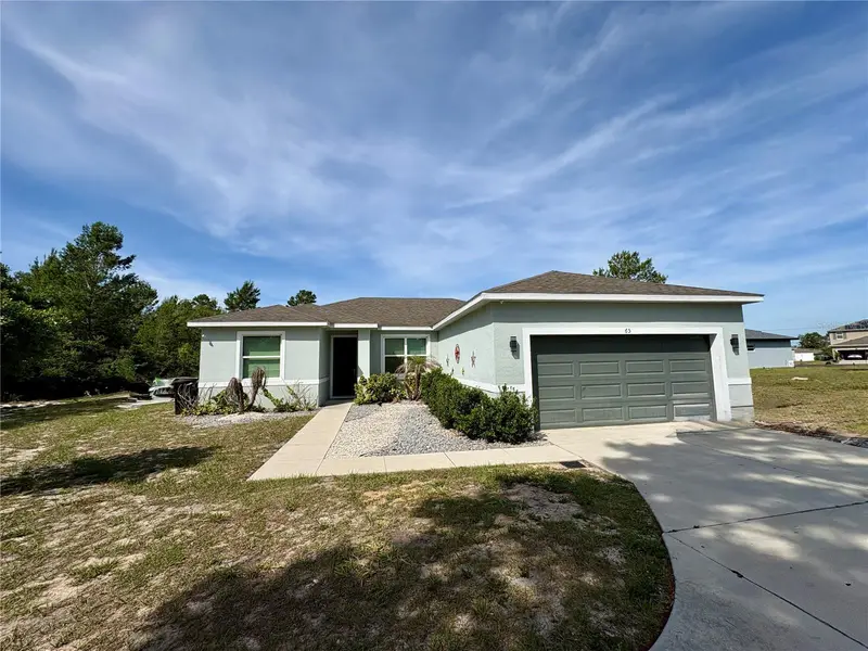 65 Zinnia Ln E, FL
