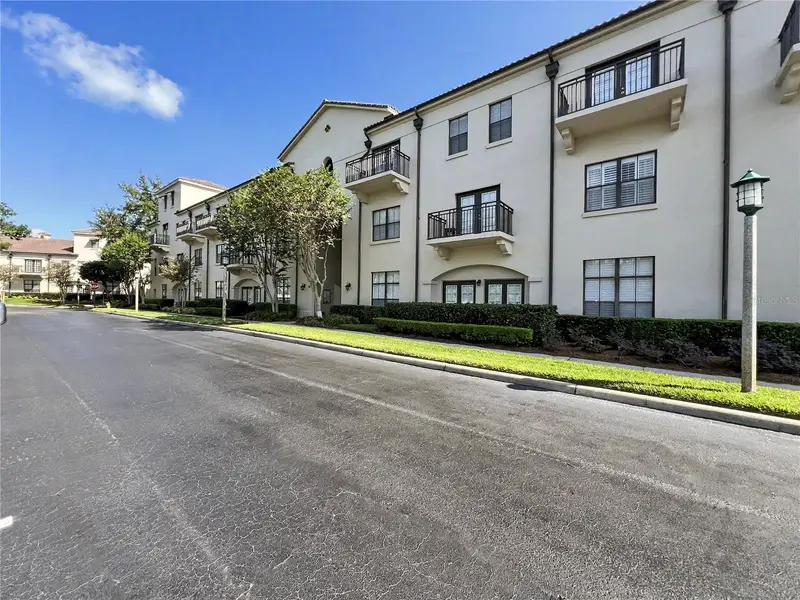 909 Waterside Ln #206, FL