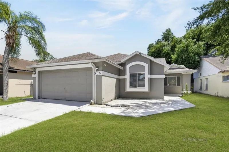 305 Sand Ridge Dr, FL